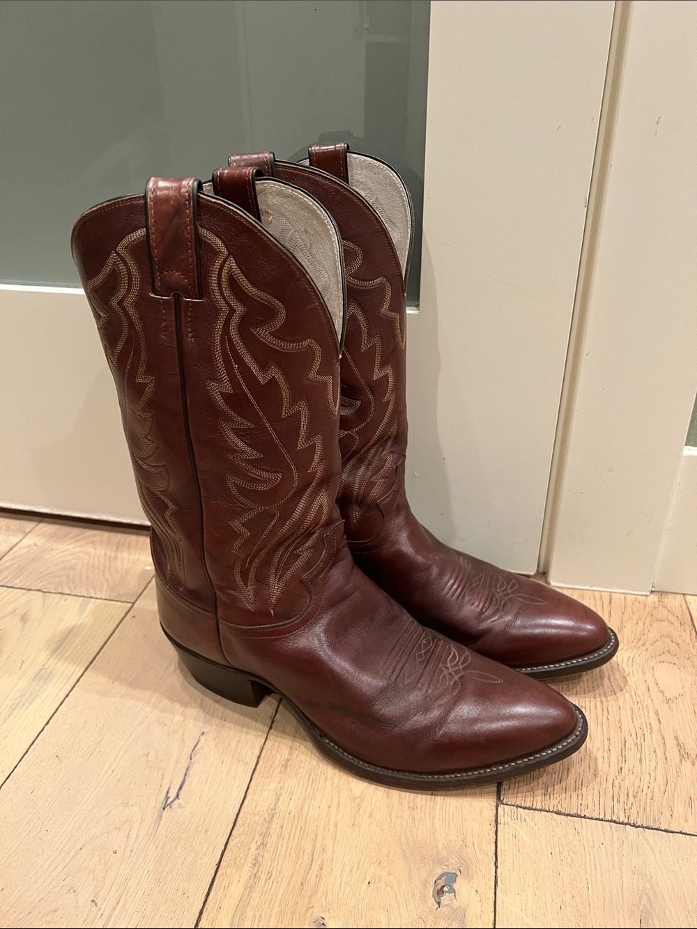 Justin Boots Men's Chestnut Brown Leather Western Cowboy Boots
